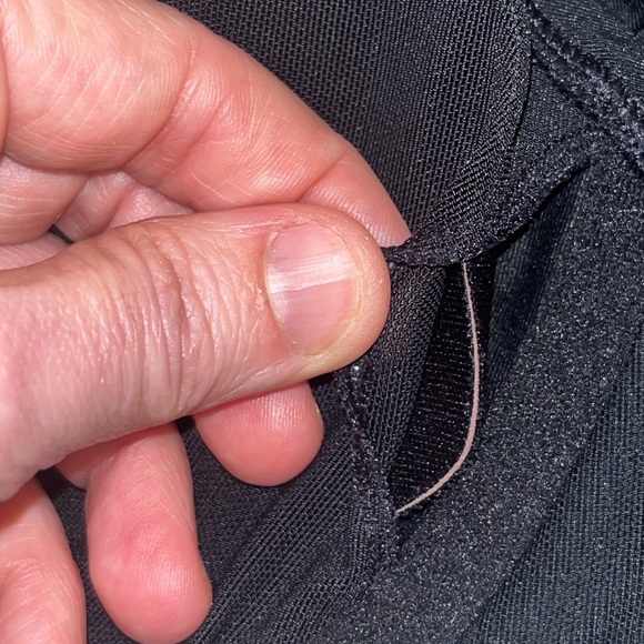 ATHLETA BRA CUP WRAP HALTER BIKINI Swim TOP Underwire Black Women’s Size 34 B/C - Picture 8 of 10